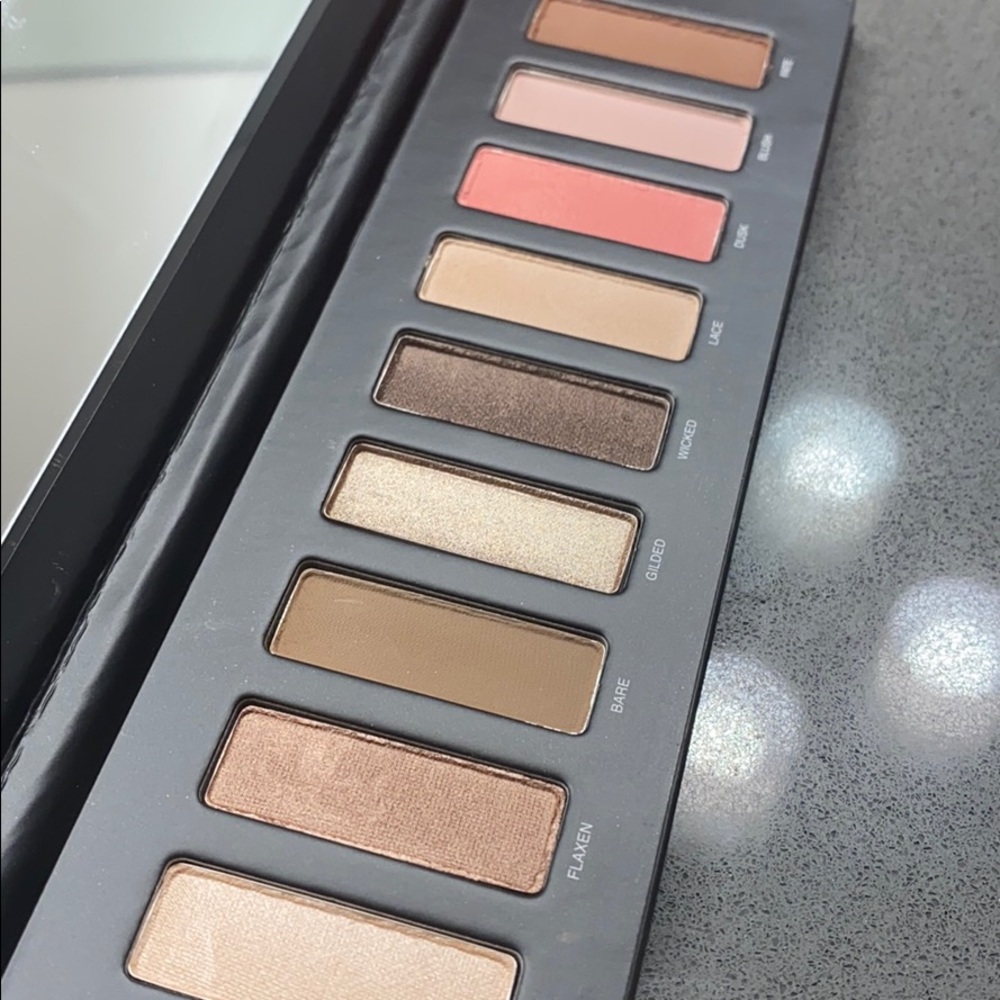 Studio Makeup Ease to wear eyeshadow palette